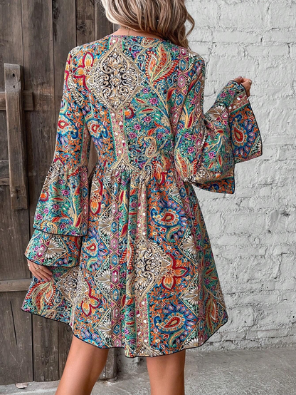 Robe bohème à motifs cachemire et fleurs, manches cloche