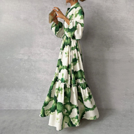 Robe maxi verte à manches longues et col en V