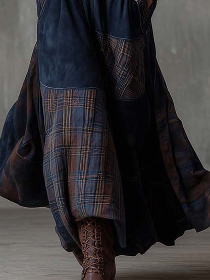 Robe longue maxi en daim patchwork vintage avec des panneaux à carreaux