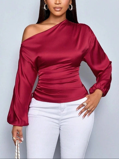 Blouse satinée à manches longues asymétrique pour femme à col incliné