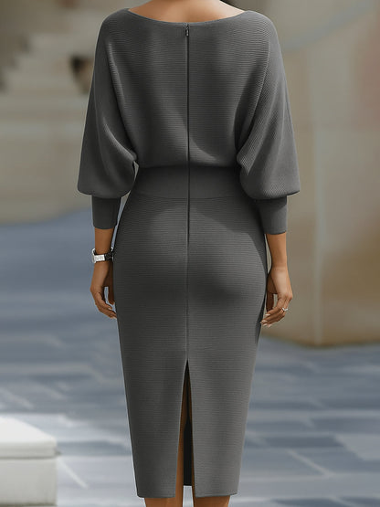Robe midi à l'élégance sculptée