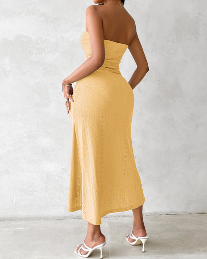 Robe de vacances sans manches à fronces, taille cintrée, style bandeau drapé, broderie œillets, fente et ourlet asymétrique