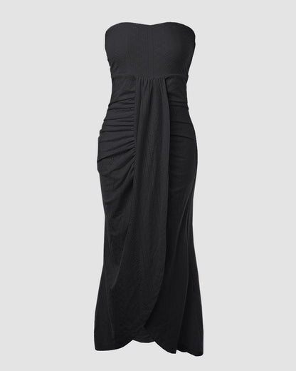 Robe de vacances sans manches à fronces, taille cintrée, style bandeau drapé, broderie œillets, fente et ourlet asymétrique