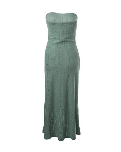 Robe de vacances sans manches à fronces, taille cintrée, style bandeau drapé, broderie œillets, fente et ourlet asymétrique