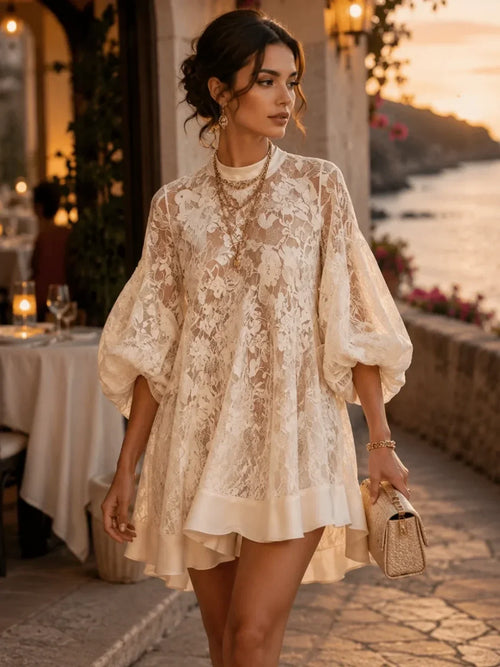 Robe de plage Bianca en dentelle ivoire style poncho