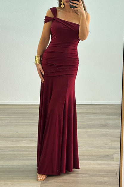 Robe longue de fête unie marron, à une épaule, froncée, fente haute et coupe ajustée