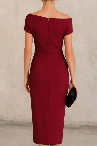 Robe midi plissée moulante élégante à manches courtes