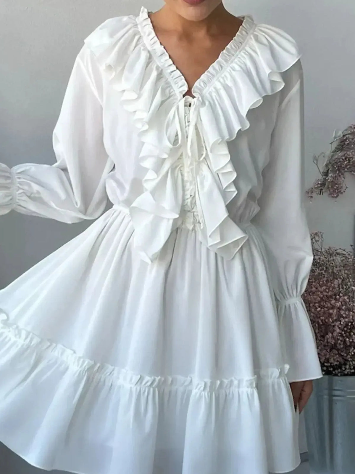 Robe mini à manches à volants froncés