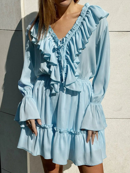 Robe mini à manches à volants froncés