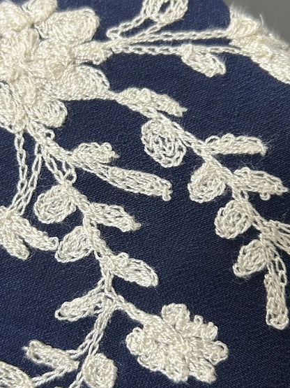 Chemise à manches longues à boutons à motifs floraux