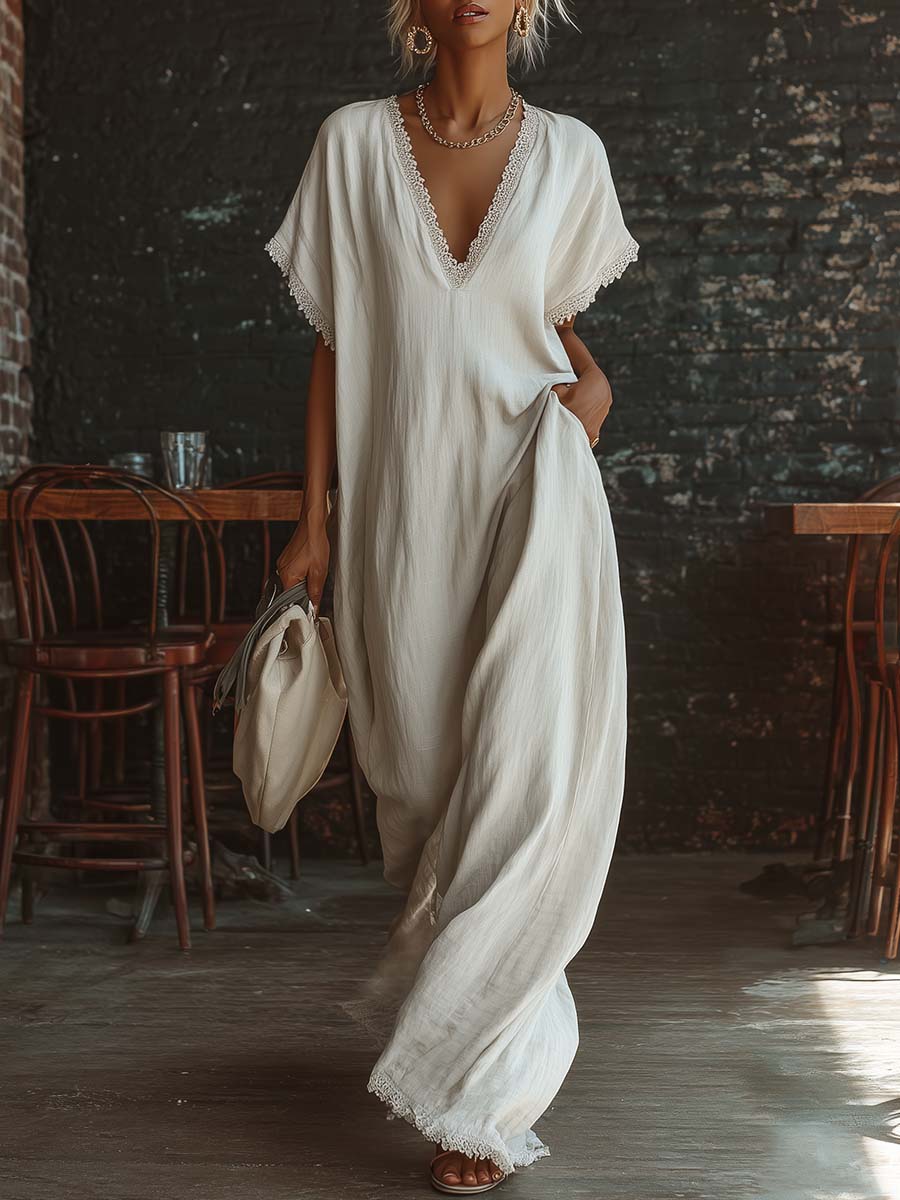 Robe maxi urbaine en coton blanc à col V, manches courtes et bordures en dentelle, style bohème décontracté