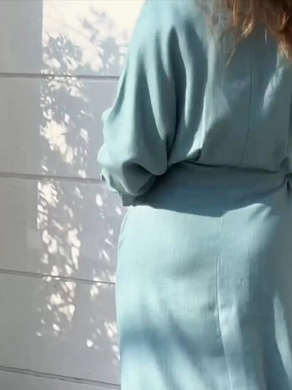 Robe‑chemise à manches longues avec fentes latérales