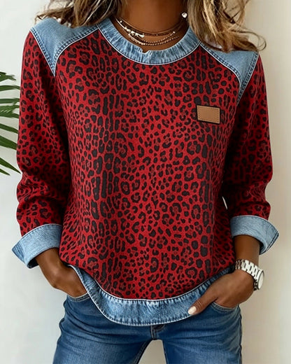 Sweat à patchwork en jean à motif léopard