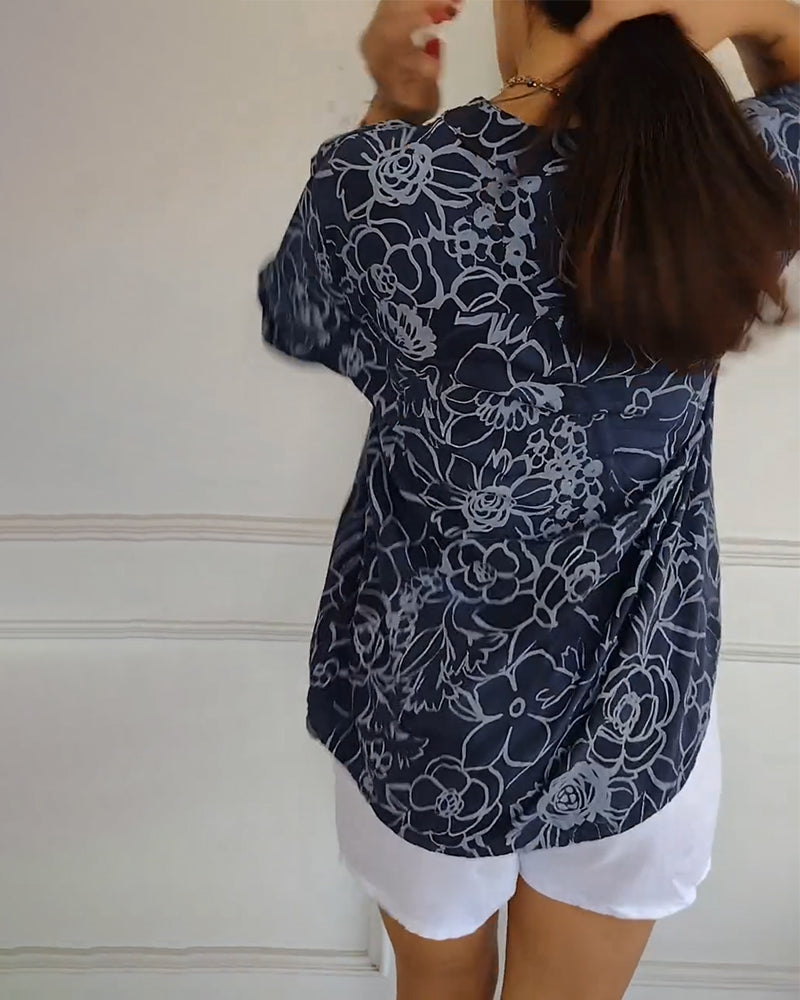 Blouse imprimée à col V avec boutonnage devant
