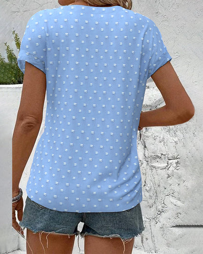 Blouse bleue à épaules dénudées