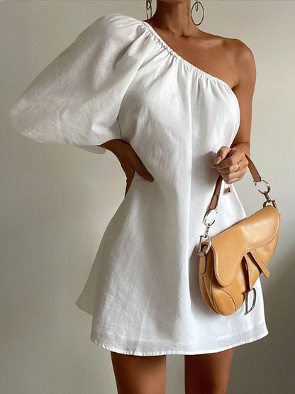 Robe courte asymétrique en coton et lin de la mer Égée