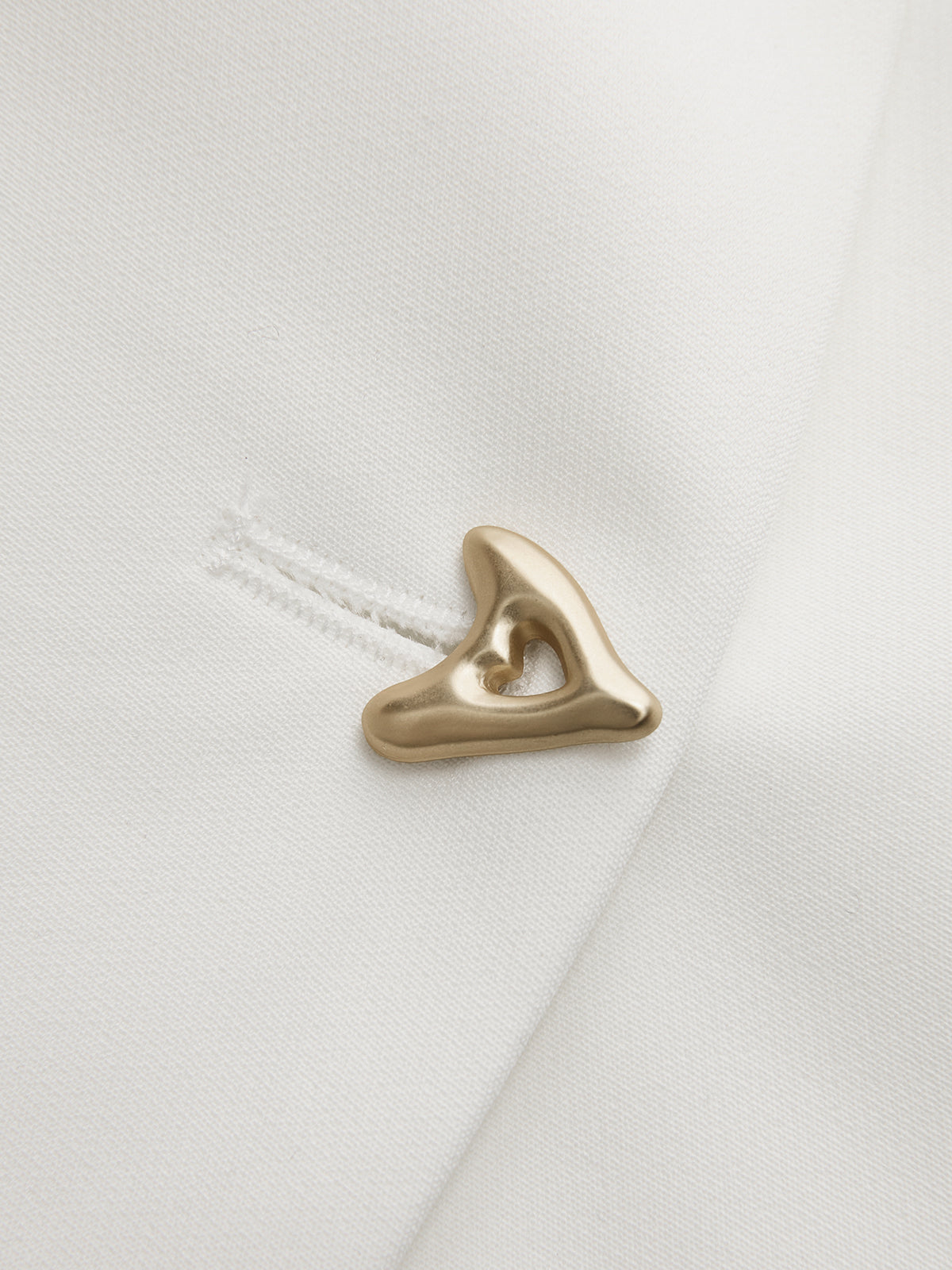 Blouse tendance à col V et boutonnée sur le devant