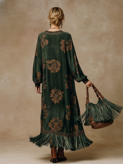 Robe longue maxi en fausse daim verte à imprimé silhouette rétro avec pompons
