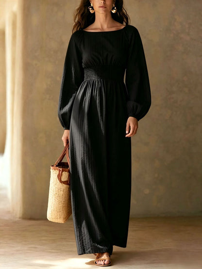 Robe longue à manches ballon, smockée à la taille et à fines rayures