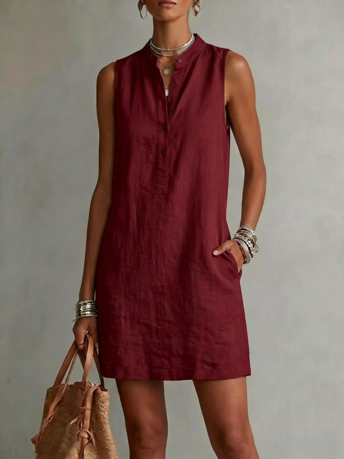 Robe mini en lin sans manches à boutons