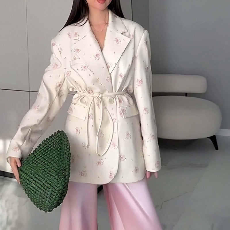 Blazer surdimensionné à ceinture avec manches bouffantes – Une élégance moderne et sophistiquée
