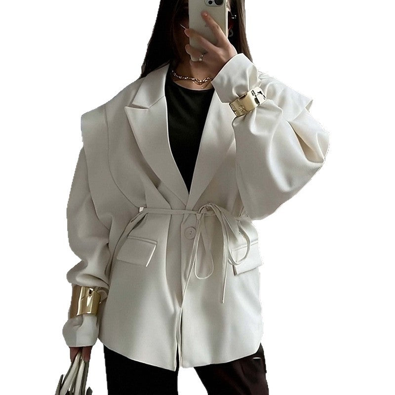 Blazer surdimensionné à ceinture avec manches bouffantes – Une élégance moderne et sophistiquée