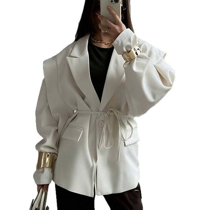 Blazer surdimensionné à ceinture avec manches bouffantes – Une élégance moderne et sophistiquée