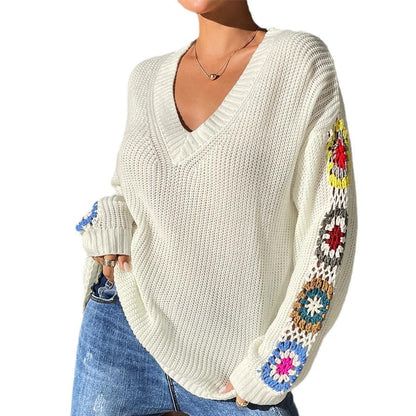 Pull à col V avec fleurs au crochet