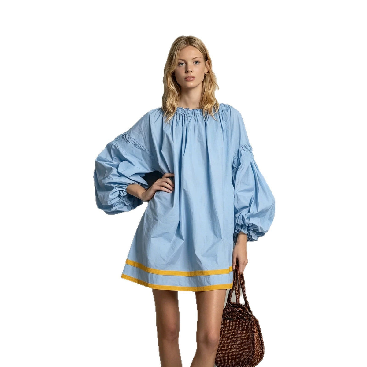 Robe courte en popeline à manches ballon, col à volants et liseré contrastant
