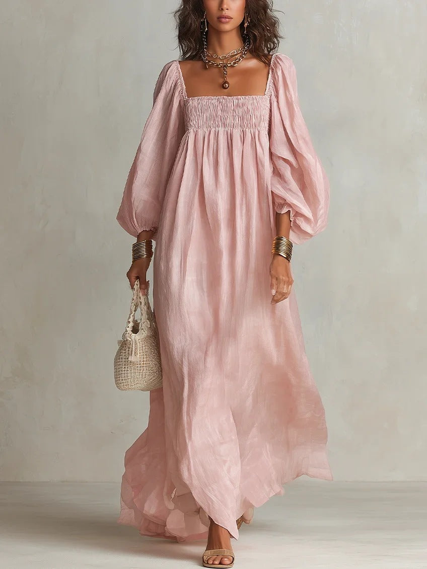 Robe longue bohème à encolure carrée, buste smocké et manches bouffantes