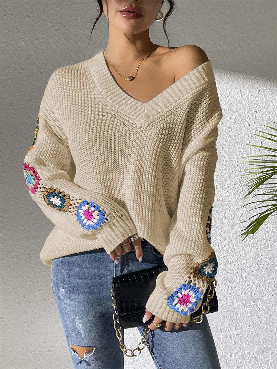Pull à col V avec fleurs au crochet