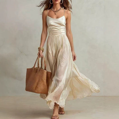 Robe longue à corsage froncé et bretelles spaghetti