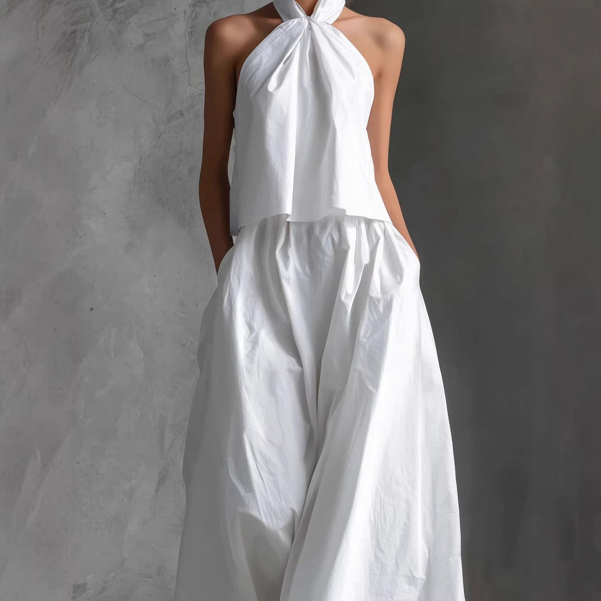 Ensemble formel deux‑pièces à col licou et pantalon jambes larges