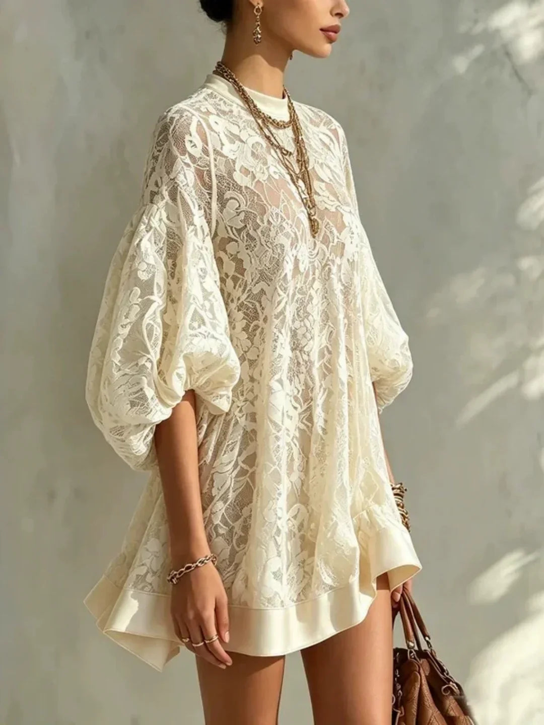 Robe de plage Bianca en dentelle ivoire style poncho