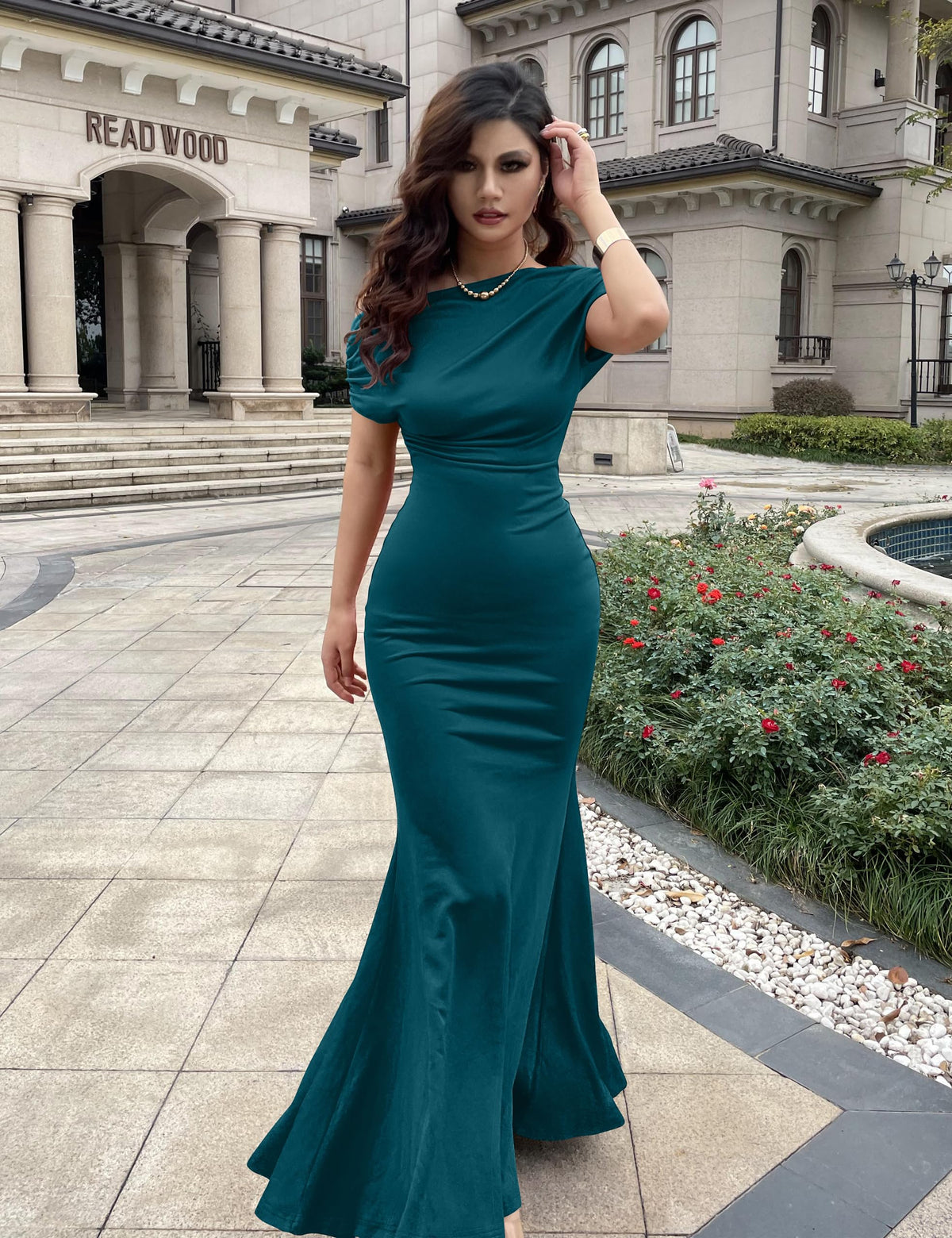 Robe de soirée longue de fête formelle moulante élégante sans épaules et sans manches pour femmes 2025