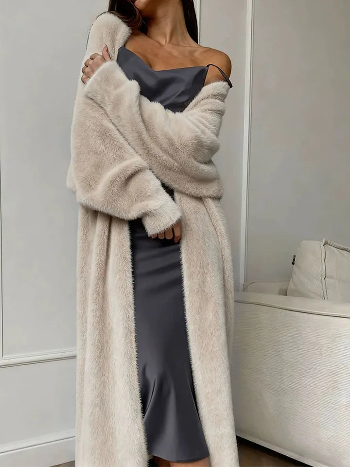 Veste ample d'automne‑hiver douce et pelucheuse pour femme, long gilet tricoté blanc imitation vison