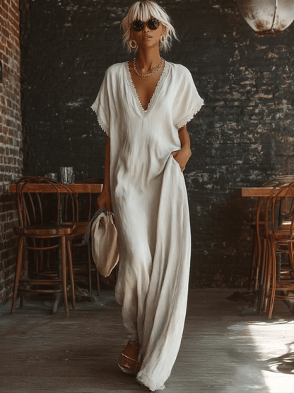 Robe maxi urbaine en coton blanc à col V, manches courtes et bordures en dentelle, style bohème décontracté