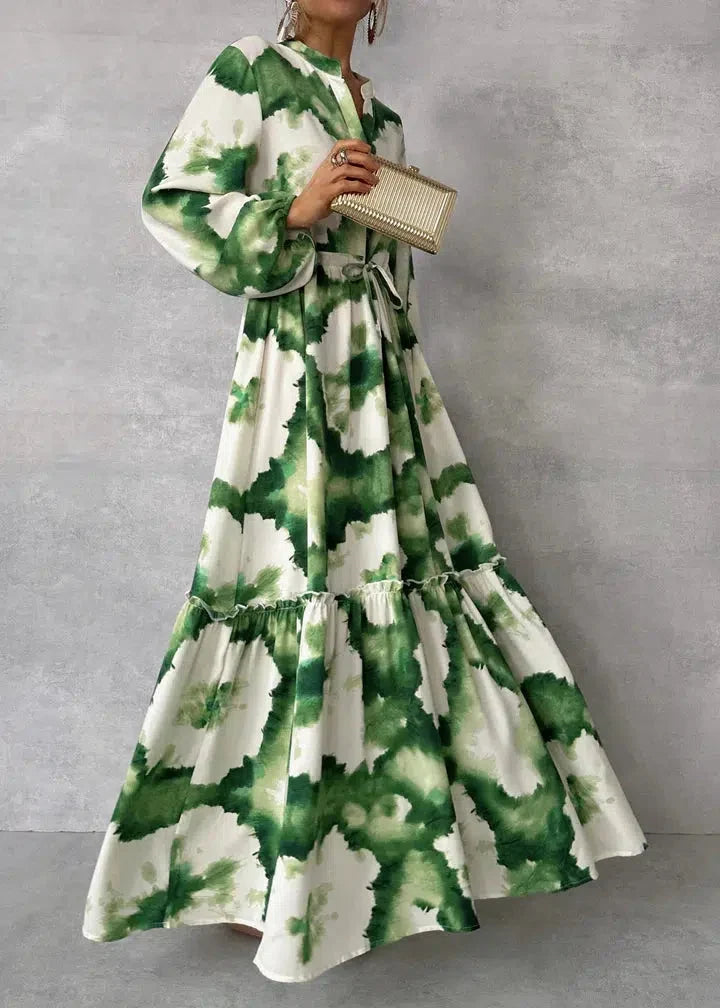 Robe maxi verte à manches longues et col en V