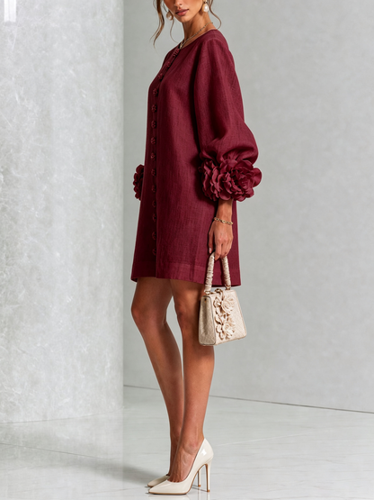Robe Mini Boutonnée Bordeaux à Motifs Floraux et Poignets Floraux Sculpturaux