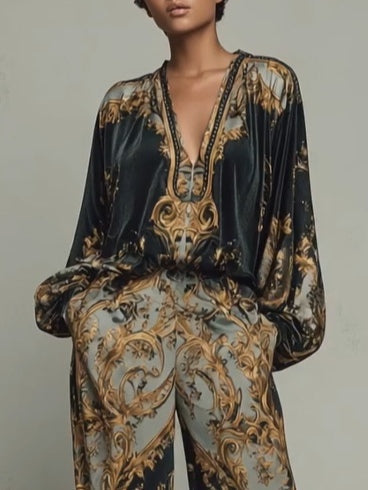 Ensemble décontracté composé d'un haut à imprimé floral baroque orné et d'un pantalon à jambes larges