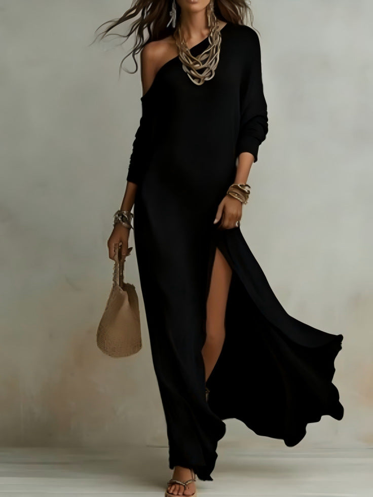 Robe féminine élégante en tricot à manches longues, plissée et avec fente