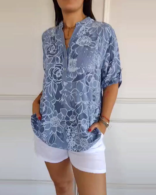 Blouse imprimée à col V avec boutonnage devant
