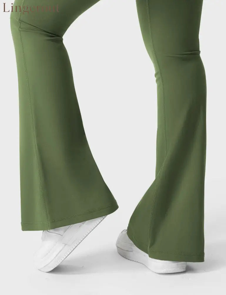 Brittany Flared Leggings with Pockets