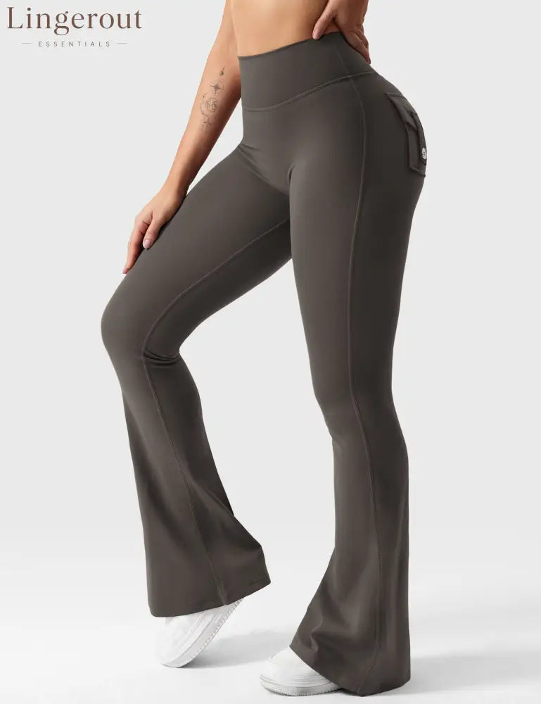 Brittany Flared Leggings with Pockets