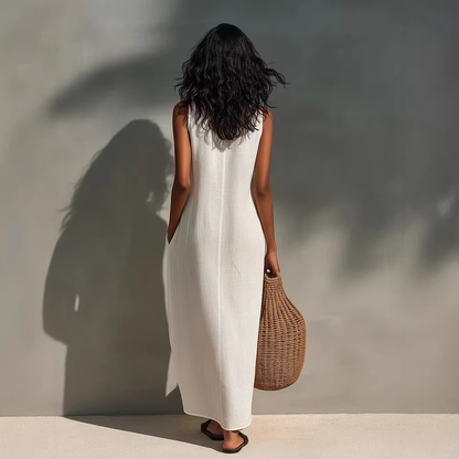 Robe maxi minimaliste en lin à col licou | Sans manches, adaptée du bureau aux vacances