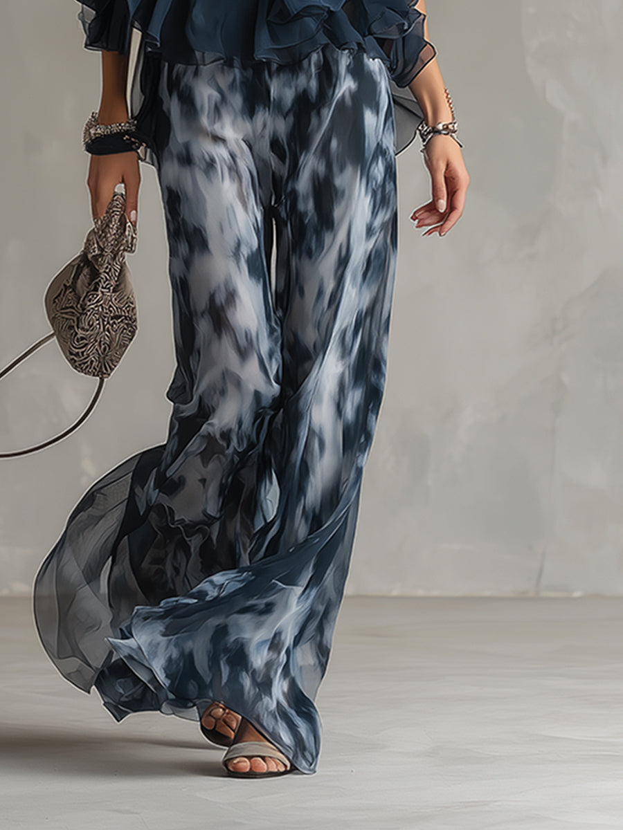 Ensemble en mousseline : haut élégant bleu marine urbain à col licou et pantalon large à imprimés