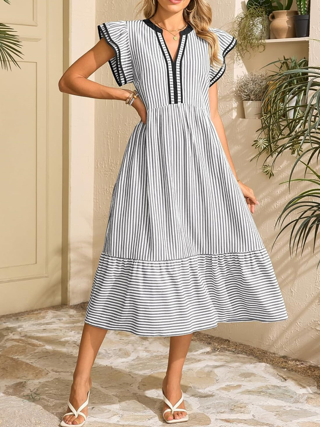 Robe longue femme à rayures, col V et manches papillon
