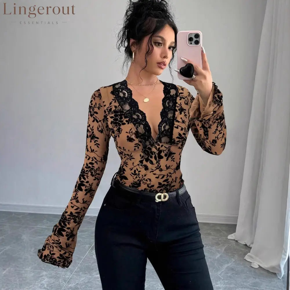 Spring 2026 new women’s V-neck lace mesh horn sleeve T-shirt top women